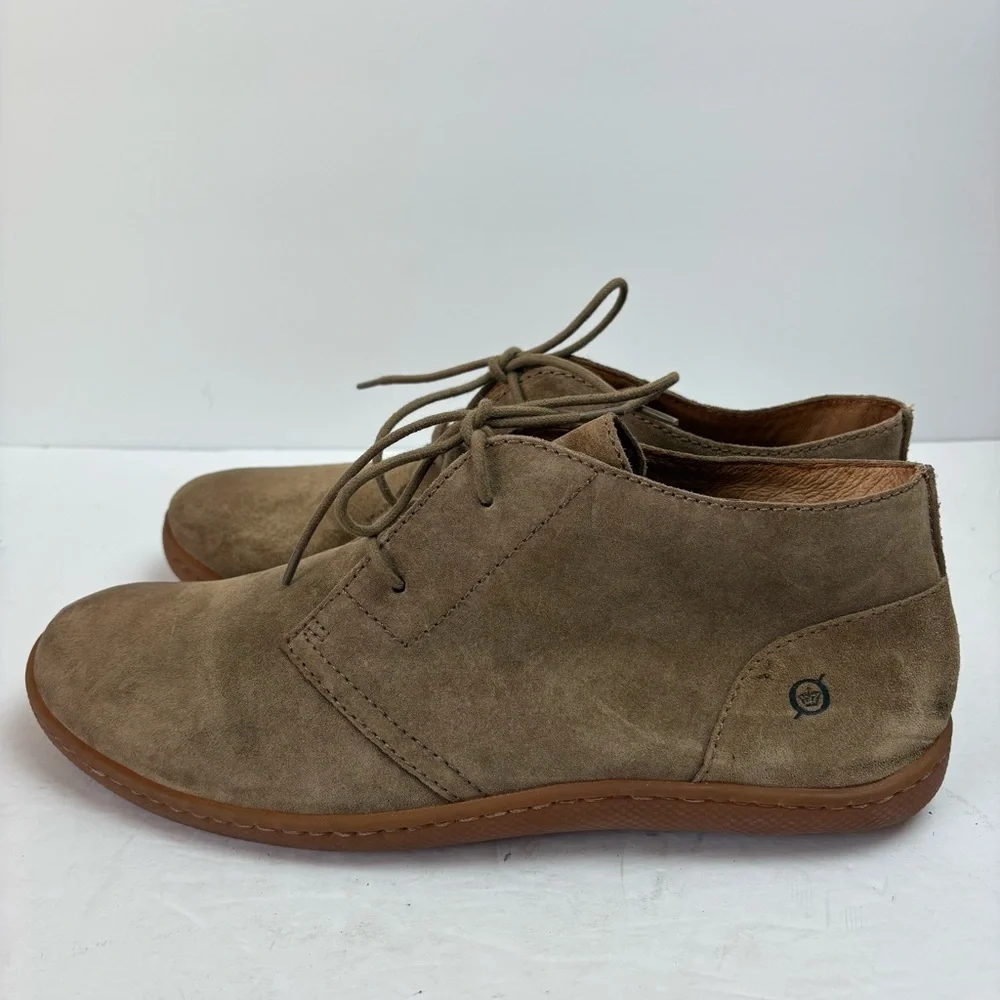 Born Chuka Boots Tan Brown Suede Leathef Lace-up Men’s size 11